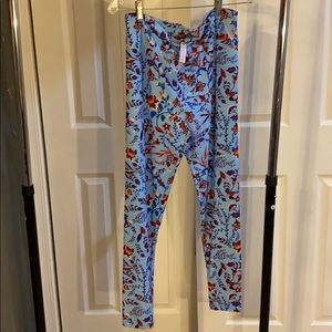 Leggings. Tall and curvy.